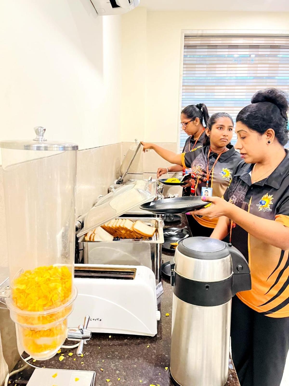 Hotel Mayda Prime Near Delhi Airport New Delhi Buitenkant foto