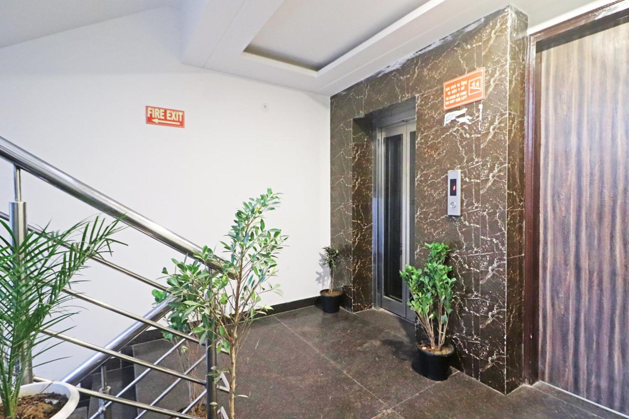 Hotel Mayda Prime Near Delhi Airport New Delhi Buitenkant foto